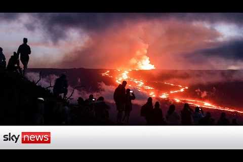 Watch live: Hawaii''''s Mauna Loa volcano continues to erupt