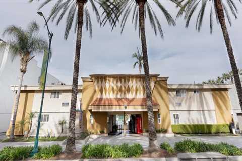 Where to Find the Best Hotels Near Anaheim GardenWalk in Fullerton, California