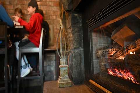 The Best Restaurants in Eastern MA with Fireplaces and Outdoor Fire Pits