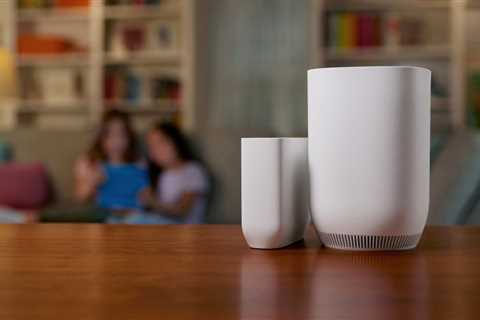 Comcast’s new Wi-Fi extender provides cellular and battery backup during storms