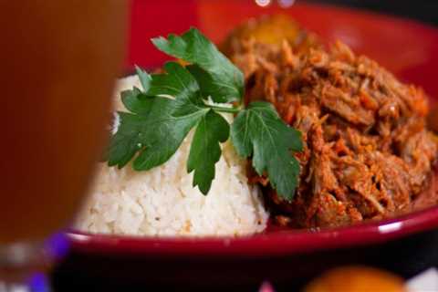 The Perfect Pair: Drinks to Complement Chinese Cuisines in Leon County, Florida
