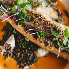 The Ultimate Guide to Dressing for Seafood Restaurants in Gulfport, MS