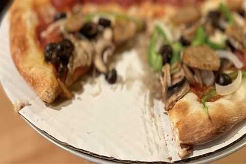 The Perfect Pair: Pizza and Alcohol in Summit County, Ohio