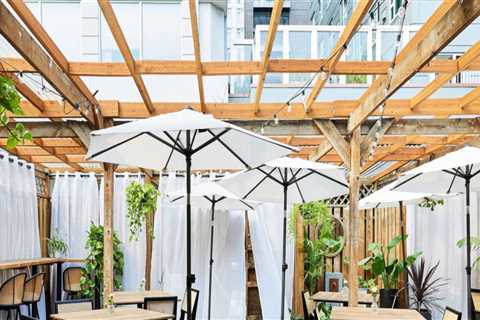 The Best Bars with Outdoor Seating in Western Washington