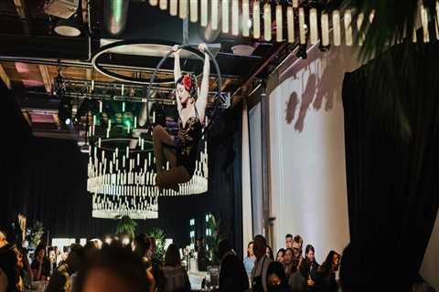 The Ultimate Guide to Rooftop Pool Bars in Western Washington